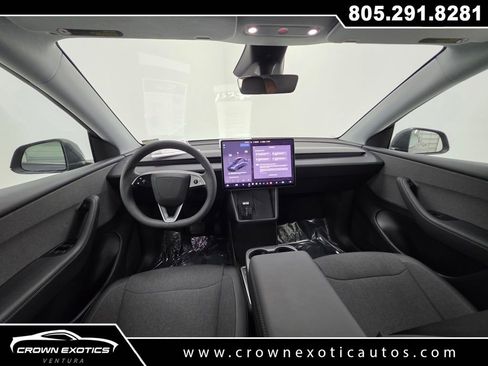 Used 2026 Tesla Model Y Long Range image 16