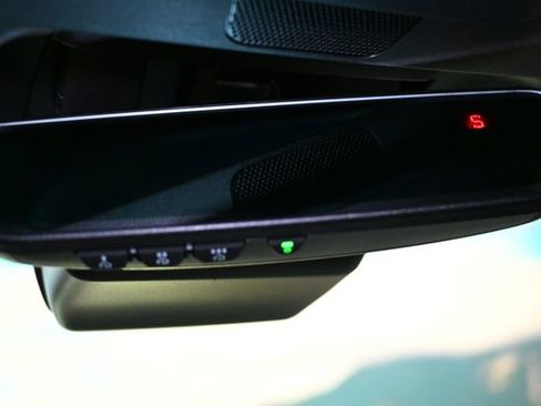 Used 2025 Subaru Forester Limited image 46