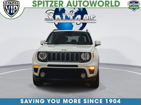 Used 2019 Jeep Renegade Latitude w/ Cold Weather Group AWD/4WD image 3