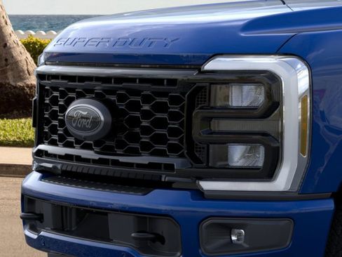 New 2026 Ford F250 Lariat w/ Black Appearance Package image 17