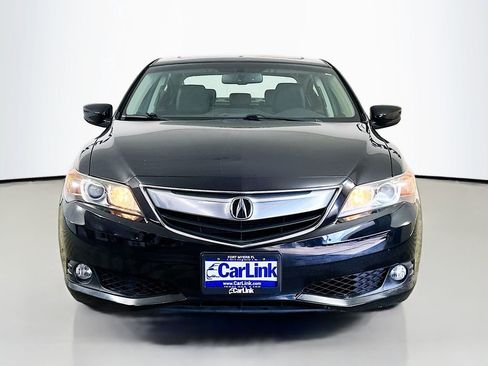 Used 2014 Acura ILX w/ Premium Package FWD image 2