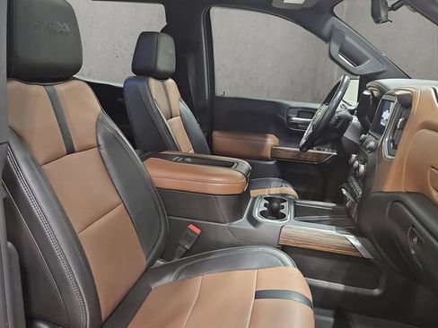 Used 2020 Chevrolet Silverado 1500 High Country w/ Technology Package AWD/4WD image 27