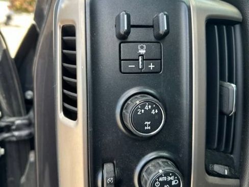 Used 2016 GMC Sierra 2500 Denali w/ Duramax Plus Package AWD/4WD image 17