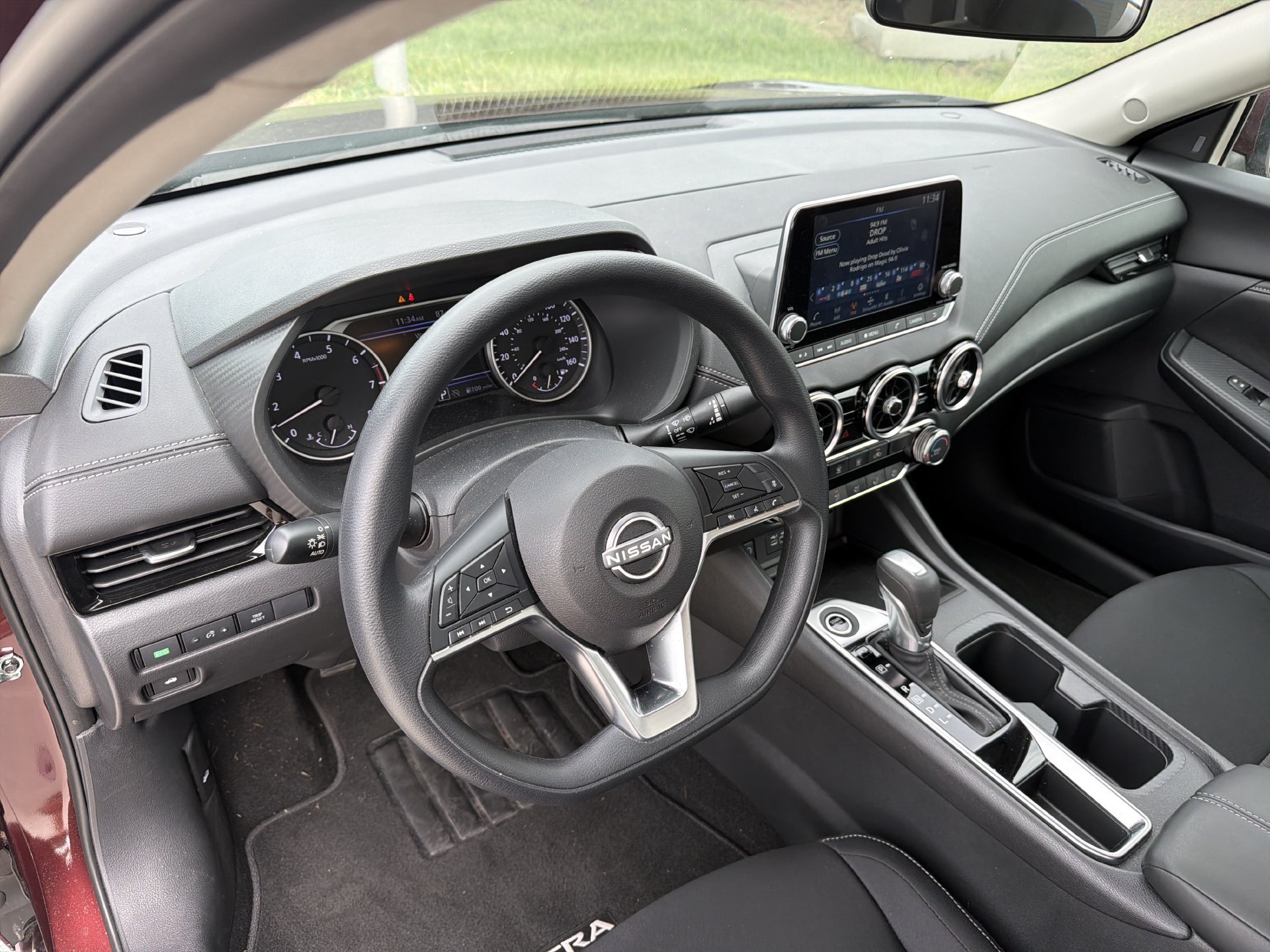 Used 2025 Nissan Sentra SV w/ Trunk Package FWD image 20