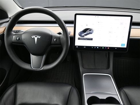 Used 2022 Tesla Model 3 Long Range image 5