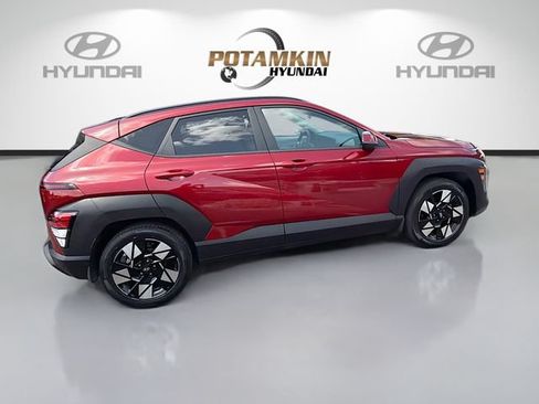 Used 2024 Hyundai Kona SEL FWD image 4