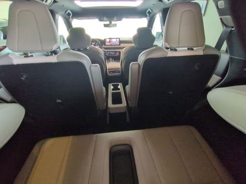 Used 2026 INFINITI QX60 Autograph w/ Dark Cargo Package AWD/4WD image 34