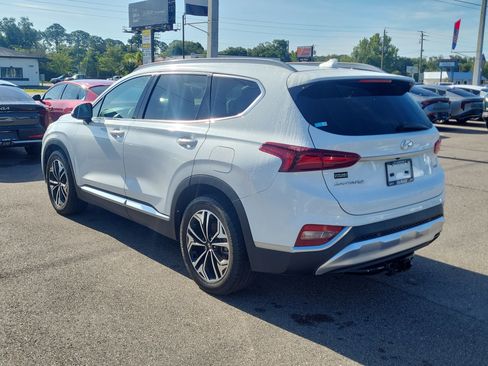 Used 2020 Hyundai Santa Fe SEL FWD image 4