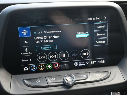 Used 2022 Chevrolet Camaro LT w/ Technology Package RWD image 23