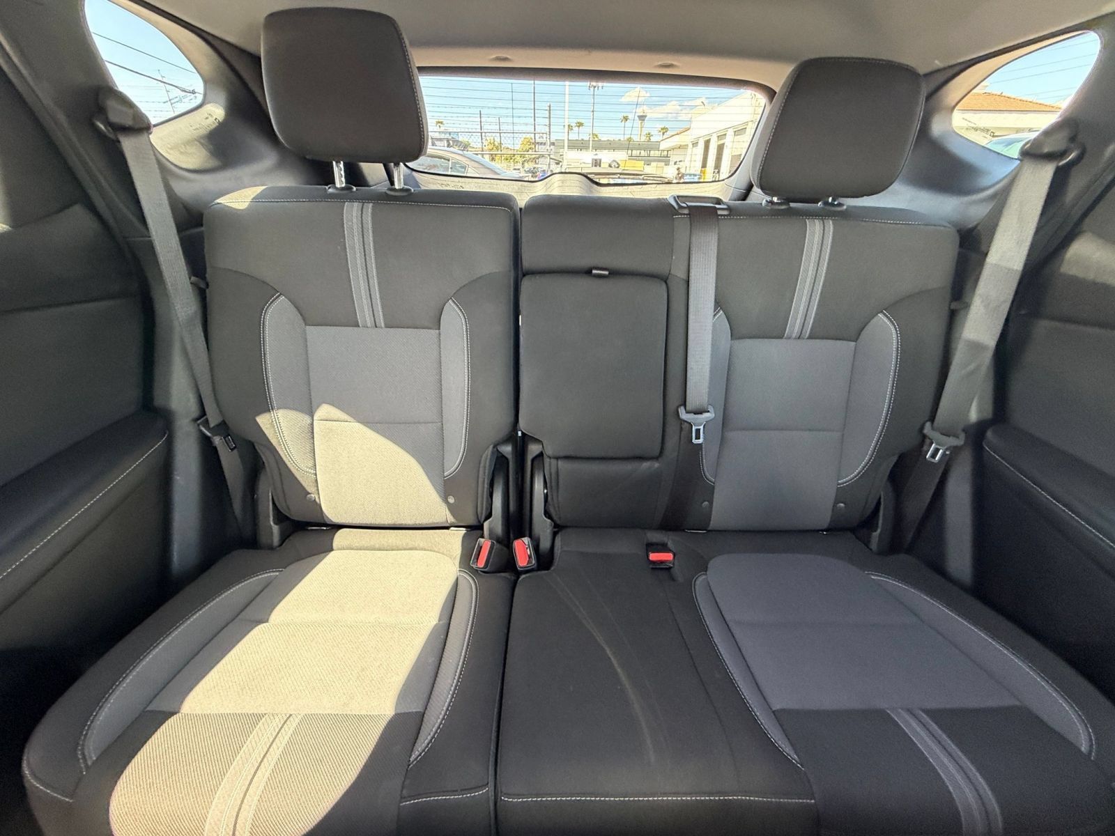 Used 2025 Chevrolet Blazer LT FWD image 38