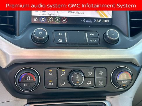 Used 2020 GMC Acadia SLT w/ LPO, Floor Liner Package FWD image 19