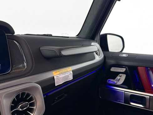 Used 2024 Mercedes-Benz G 550 image 42