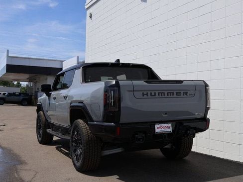 New 2025 GMC Hummer EV 2X w/ LPO, Dark Essentials Package AWD/4WD image 3