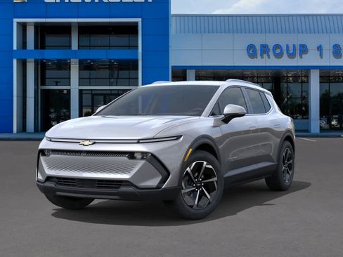 New 2026 Chevrolet Equinox EV LT FWD image 6
