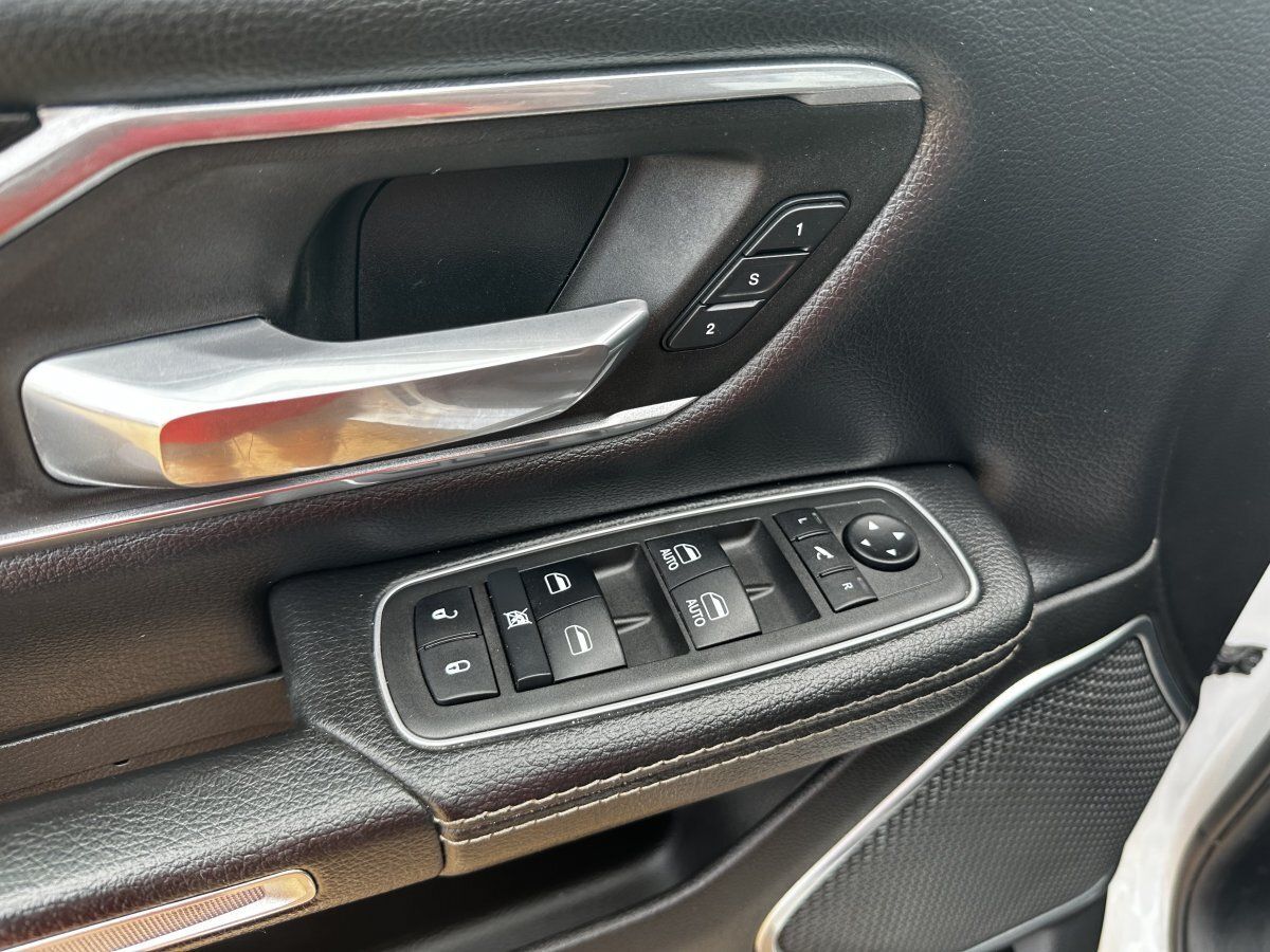 Used 2022 RAM 1500 Laramie w/ Sport Appearance Package RWD image 15