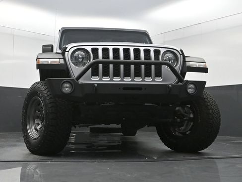 Used 2020 Jeep Gladiator Rubicon AWD/4WD image 27