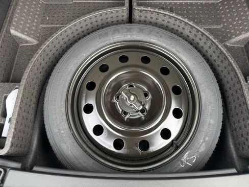 Used 2023 Lincoln Nautilus Reserve w/ Equipment Group 201A image 33