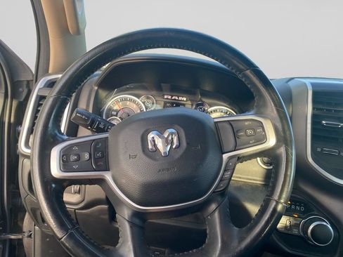 Used 2020 RAM 1500 Big Horn AWD/4WD image 12