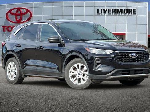 Used 2024 Ford Escape Active FWD image 2