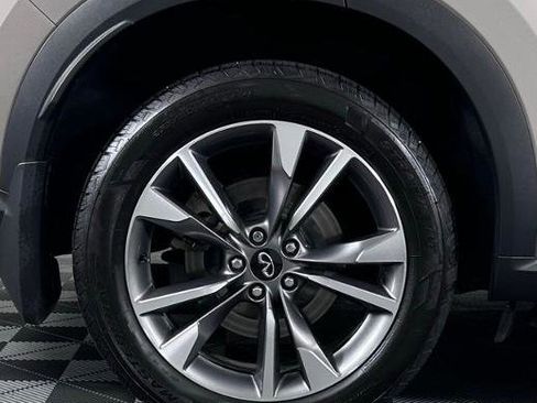 Certified 2023 INFINITI QX60 Luxe FWD image 10