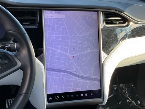 Used 2019 Tesla Model X Performance image 45