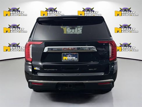 Used 2022 GMC Yukon XL SLT image 6