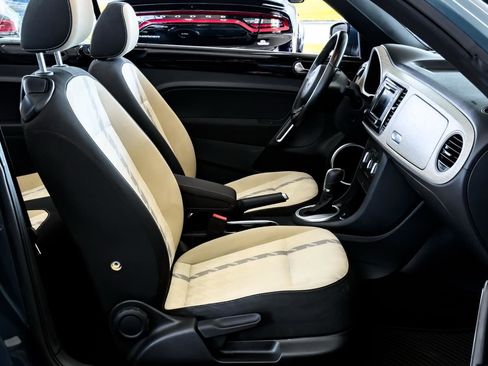 Used 2018 Volkswagen Beetle 2.0T image 29