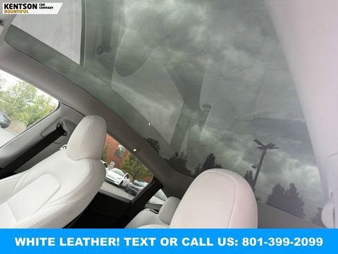 Used 2023 Tesla Model Y Performance AWD/4WD image 25