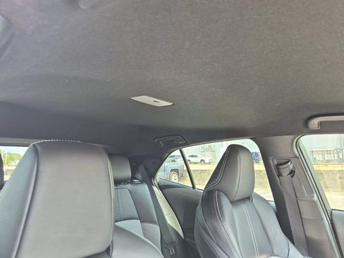 Used 2025 Toyota Corolla XSE FWD image 17