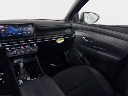 Certified 2026 Hyundai Santa Cruz SE FWD image 22