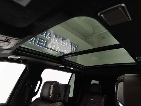 Used 2023 Cadillac Escalade Premium Luxury Platinum AWD/4WD image 7