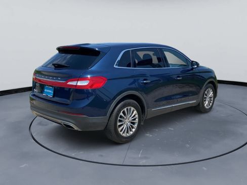 Used 2017 Lincoln MKX Select w/ Select Plus Package FWD image 10