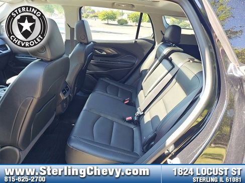 Used 2023 GMC Terrain SLT w/ Elevation Edition image 25