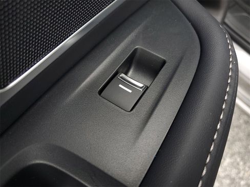 New 2026 Acura RDX SH-AWD image 16