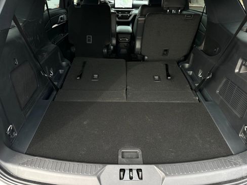 New 2026 Ford Explorer ST-Line w/ ST-Line Street Pack RWD image 18