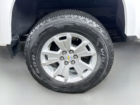 Used 2022 Chevrolet Colorado LT w/ Safety Package AWD/4WD image 28