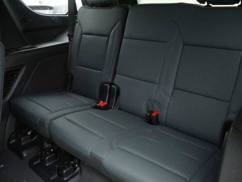 New 2026 GMC Yukon AT4 AWD/4WD image 16