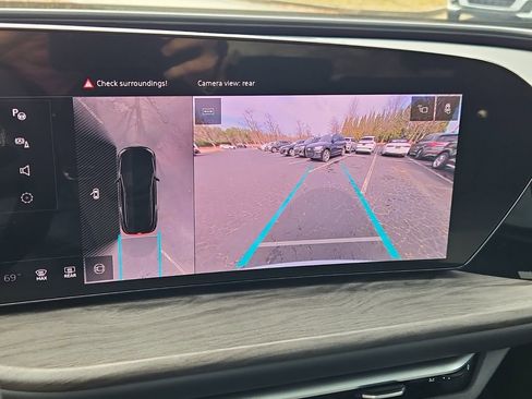 Certified 2025 Audi Q5 Premium Plus w/ Premium Plus image 24