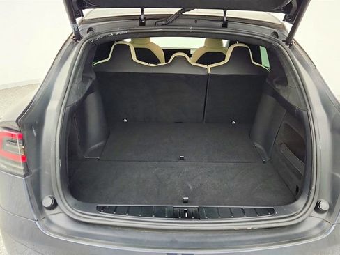 Used 2023 Tesla Model X image 26