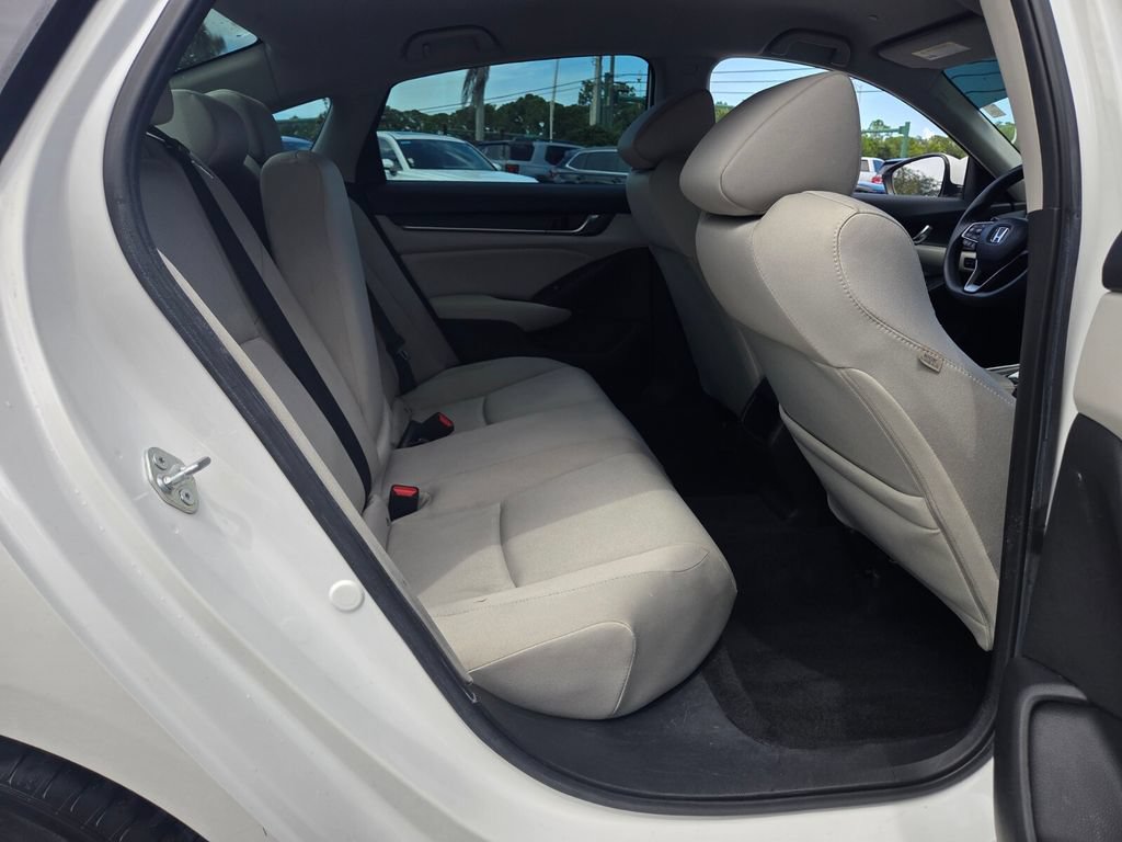 Certified 2021 Honda Accord Hybrid image 17