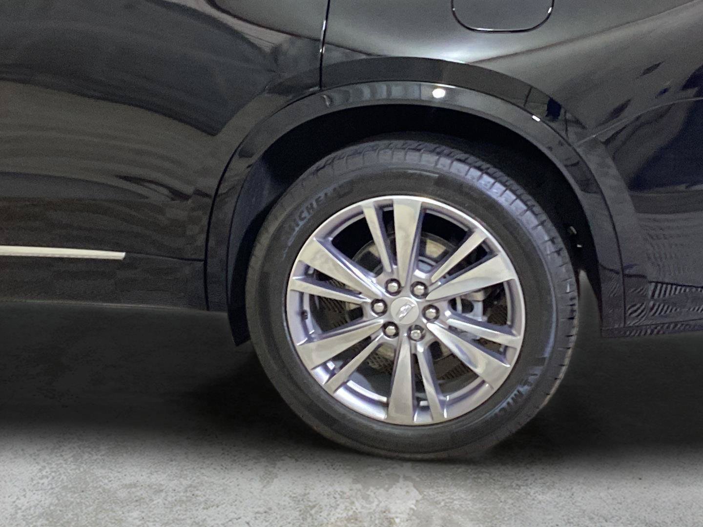 Certified 2024 Cadillac XT6 Premium Luxury w/ LPO, Floor Liner Package AWD/4WD image 12