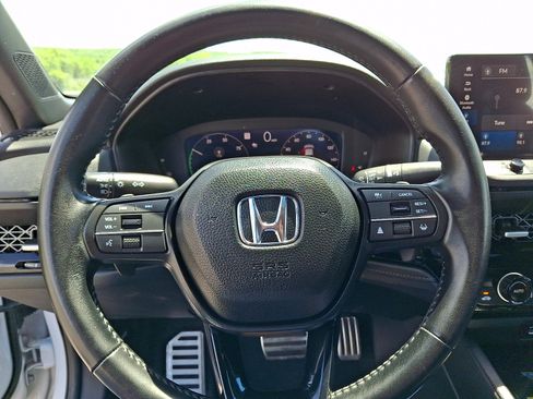 Certified 2025 Honda Accord Sport image 19