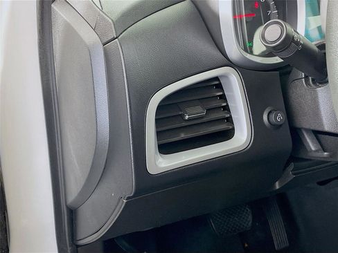 Used 2014 Chevrolet Equinox LS FWD image 13