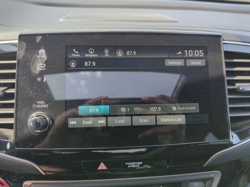 Used 2021 Honda Passport Elite image 16
