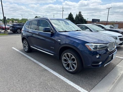 Used 2015 BMW X3 xDrive28i AWD/4WD image 2