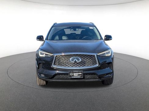 Used 2023 INFINITI QX50 Luxe AWD/4WD image 2
