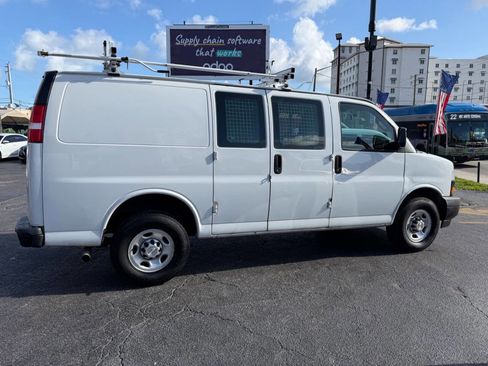 Used 2020 Chevrolet Express 2500 w/ Driver Convenience Package image 6