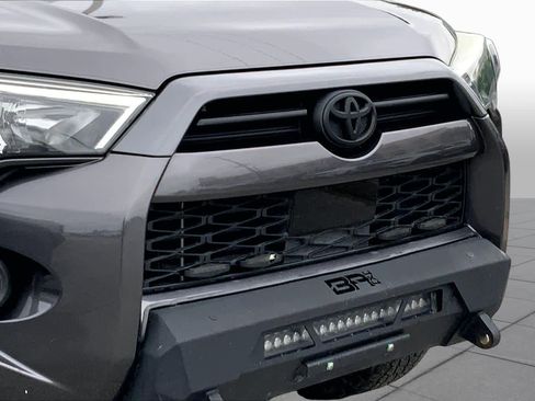 Used 2020 Toyota 4Runner TRD Off-Road AWD/4WD image 25