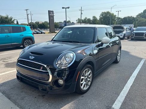 Used 2015 MINI Cooper S FWD image 2