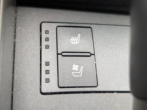 Used 2018 Lexus IS 300 w/ Premium Package RWD image 19